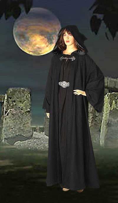 The Power of Symbolism: How Wiccan Robes Help Focus Intention